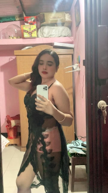 photo 5111663054440565852 y