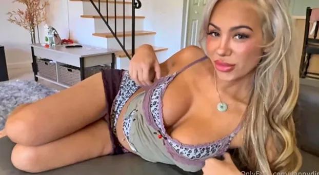 HouseholdFantasy - Luna Luxe - Busty Step Sister Wants to Know How Hot She Is