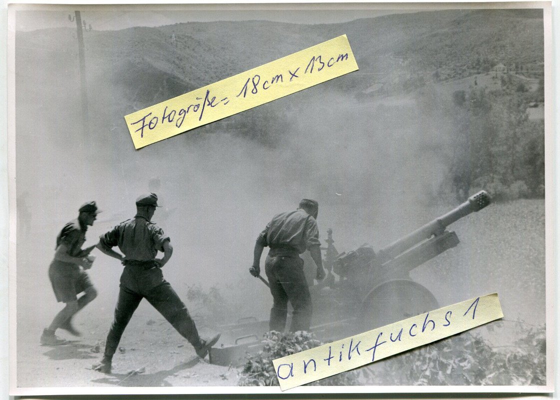 Deut. Fallschirmjäger mit Geschütz beim Gefecht auf Insel Kreta im 2.WK2