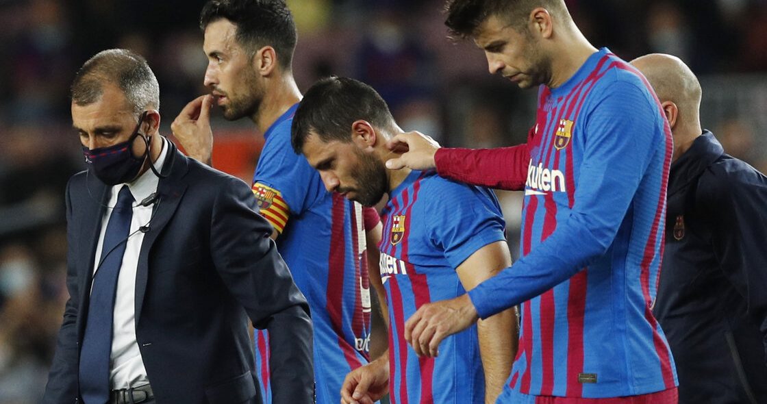 El Kun Agüero, baja por al menos tres meses