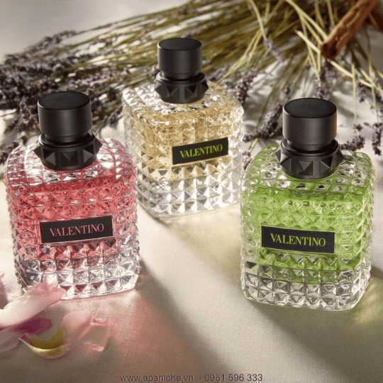 https://i.postimg.cc/J0PWByyK/nuoc-hoa-Valentino-1.png