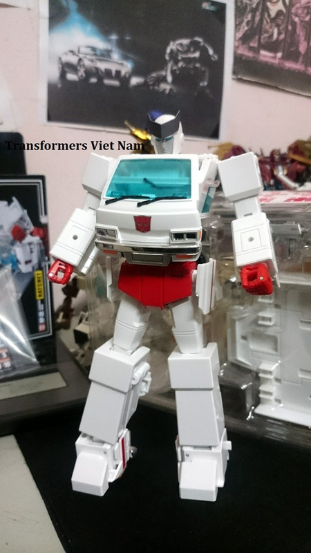 Masterpiece-Ratchet-7