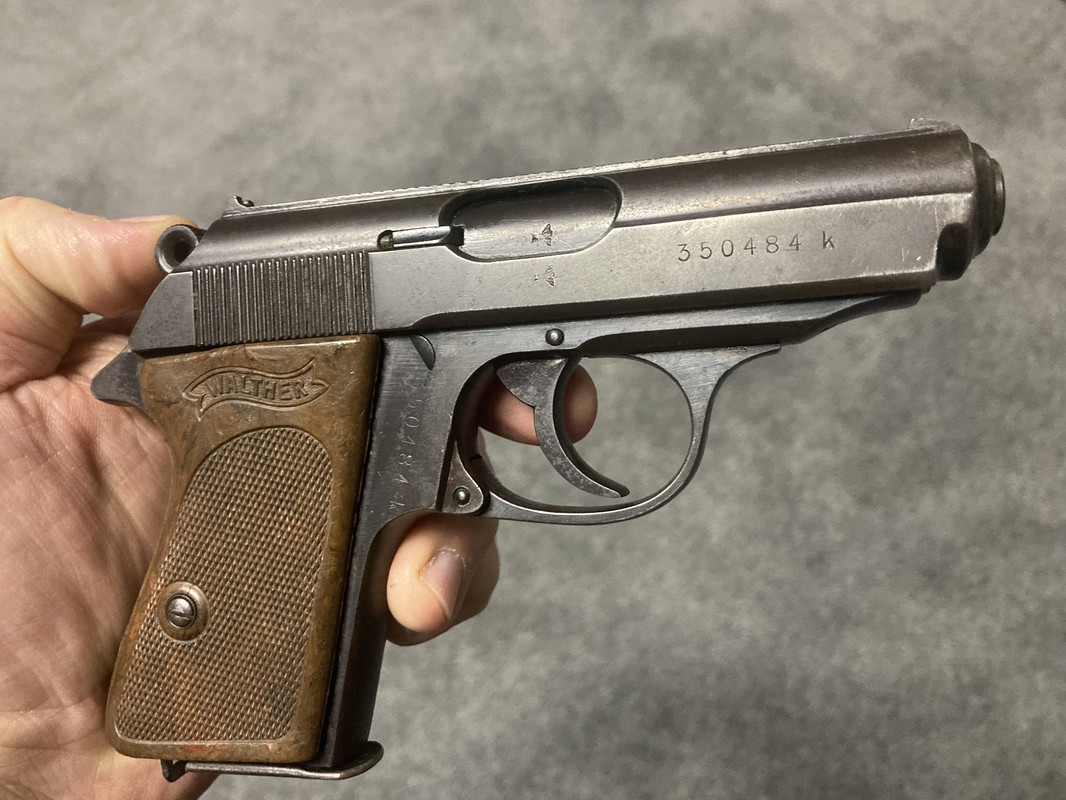 AA35971A-A01E-464F-8E1E-32C2EDD392A6