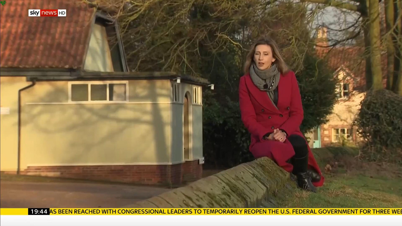 25 January - 19.00.00 - Sky News Tonight. Reports and lively deb