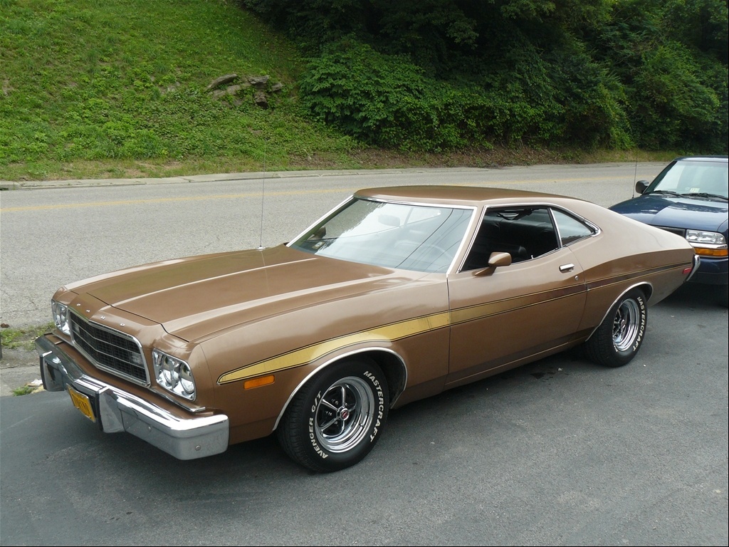 ford-gran-torino-wallpapers-hd-71533-375