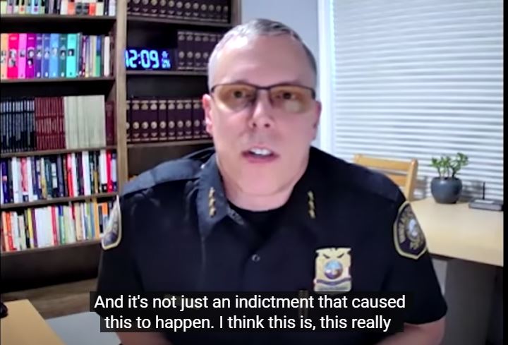 Portland-crowd-control-resigns.jpg