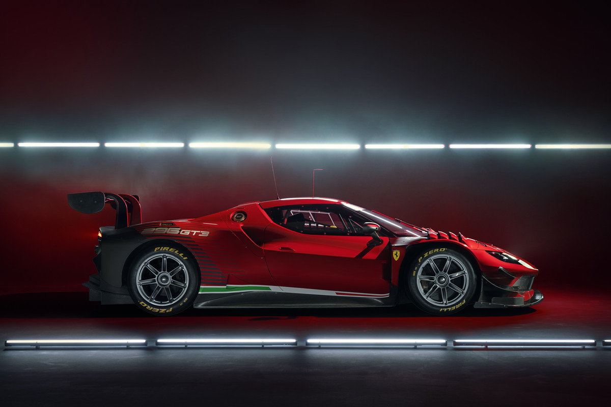 FERRARI_296GT3_4
