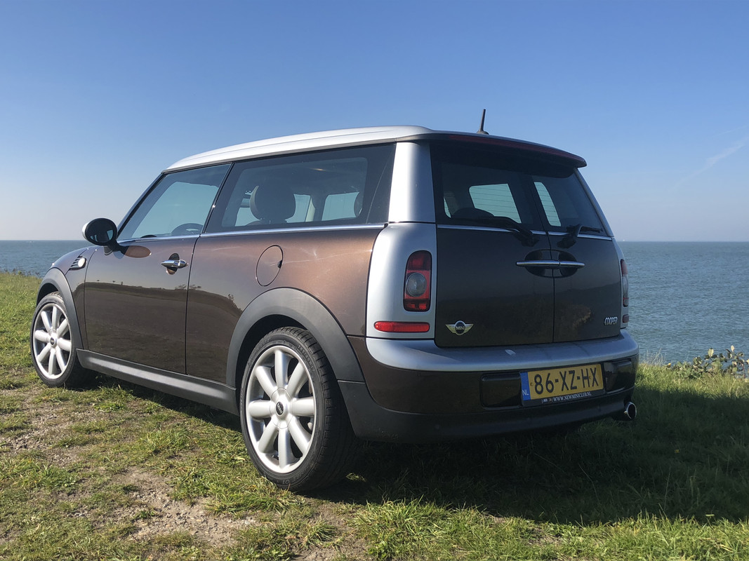 90E25840-8596-4C9E-BD86-A78A8E5FB9AD