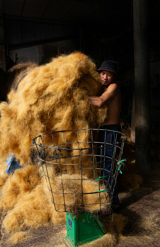 Weaving coir