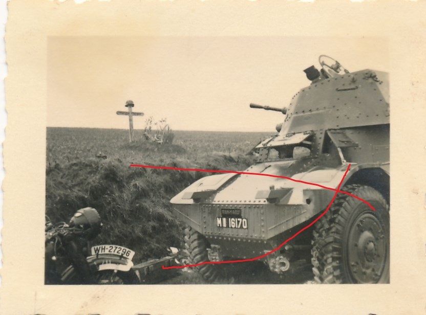 Foto Deutsche Soldaten französischer Radpanzer S