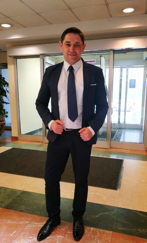 957EB280-EA4F-408A-9E0A-618F3C09AE22