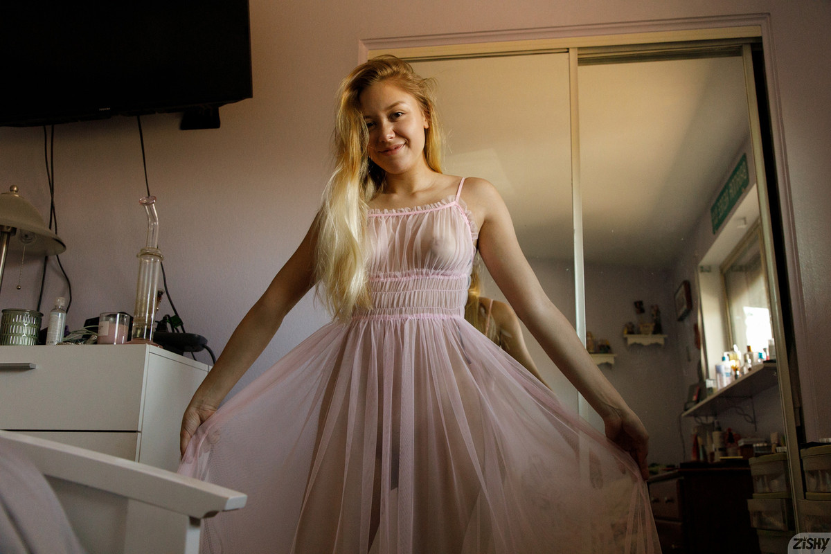 full_028_73651316221424