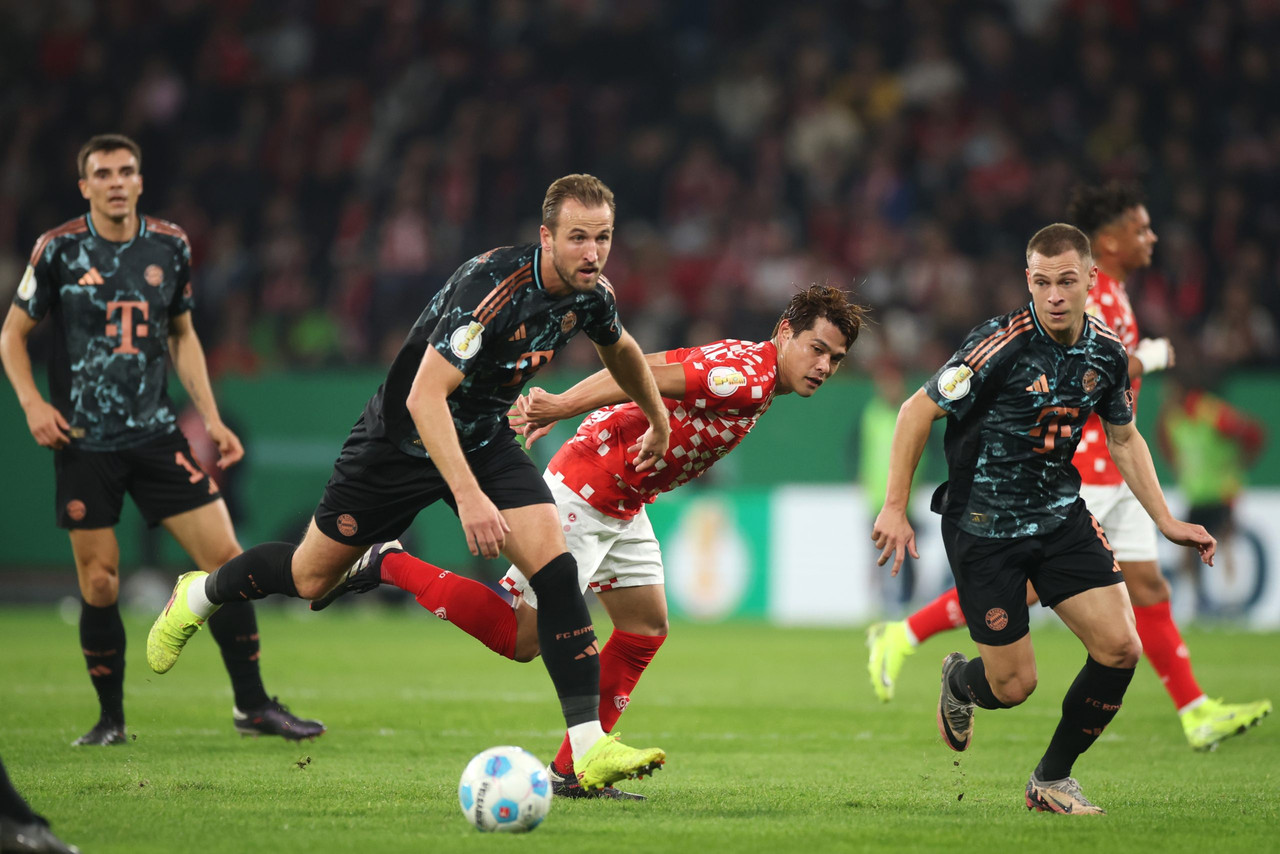 Mainz 05 vs Bayern Munich, 20h30 ngày 25/04