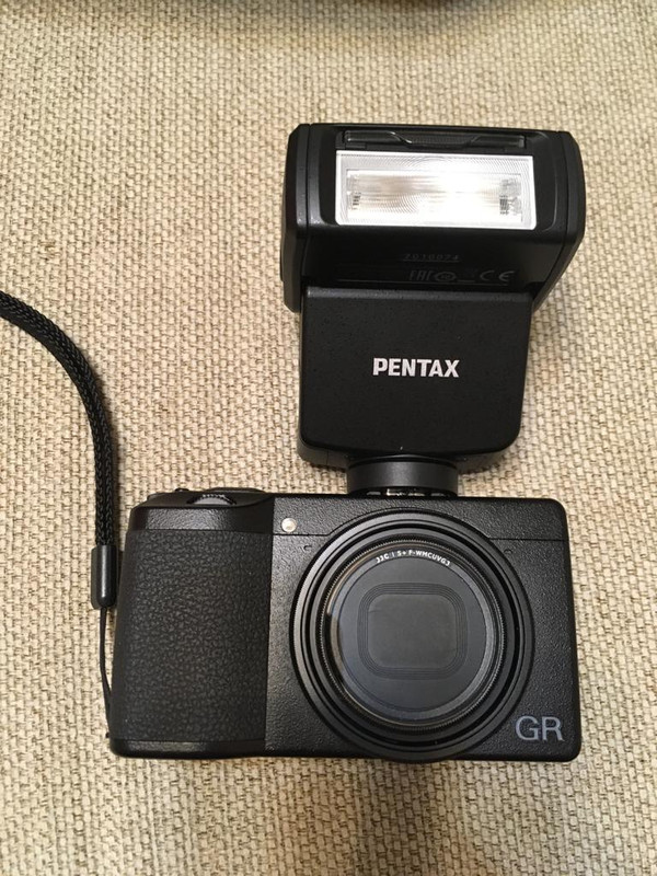 a flash for the GRIII - PentaxForums.com a flash for the GRIII - PentaxForums.com