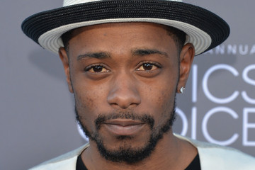 Keith Stanfield 2023: dating, net worth, tattoos, smoking & body facts - Taddlr Keith Stanfield 2023: dating, net worth, tattoos, smoking & body facts - Taddlr