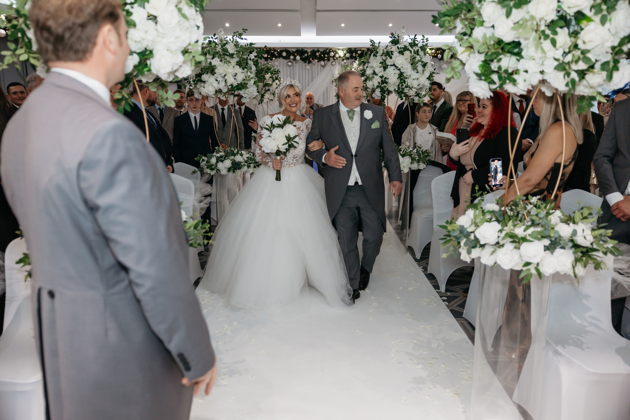 Couple details from the wedding day