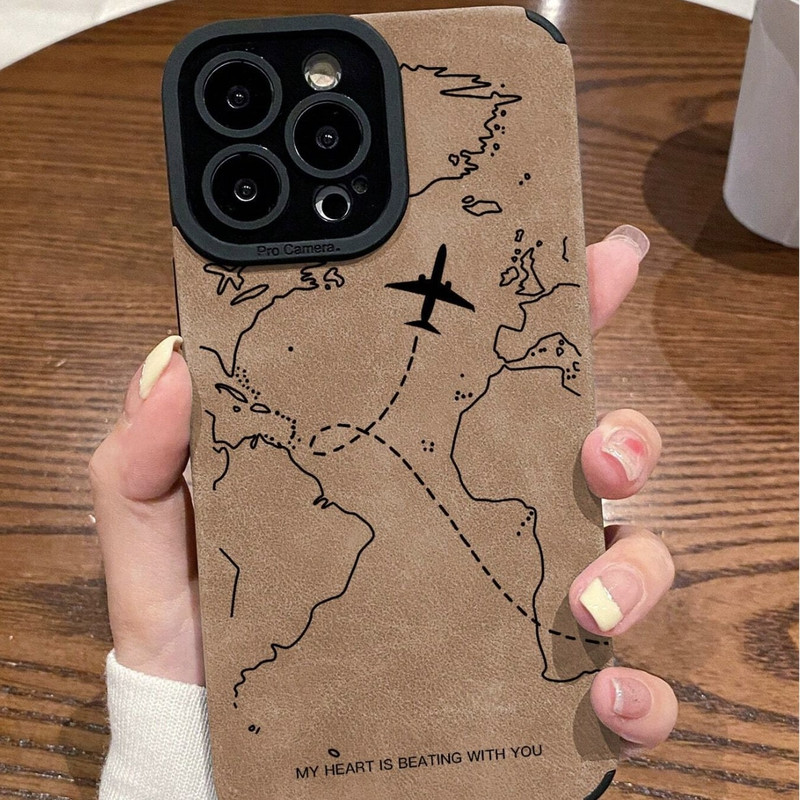 Foto de Funda con diseño de viaje color marrón.