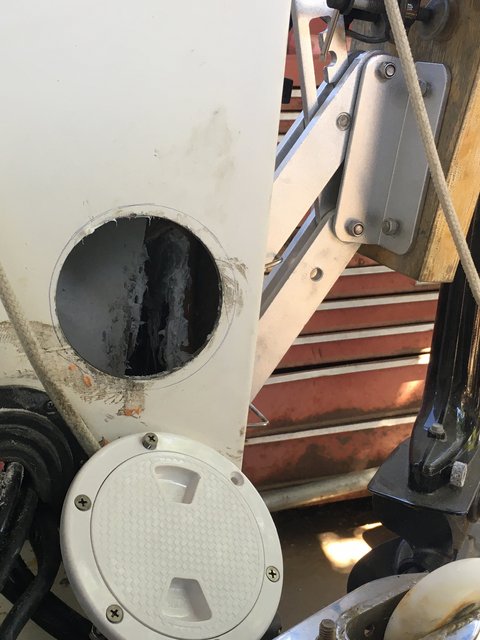 EADE4899-5C55-4F1E-BDA7-4BDA0A47B9BB