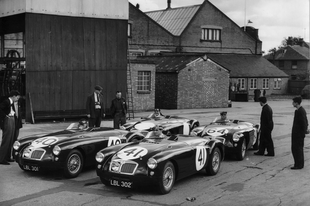 [Image: 1955-Le-Mans-MGA-s.jpg]