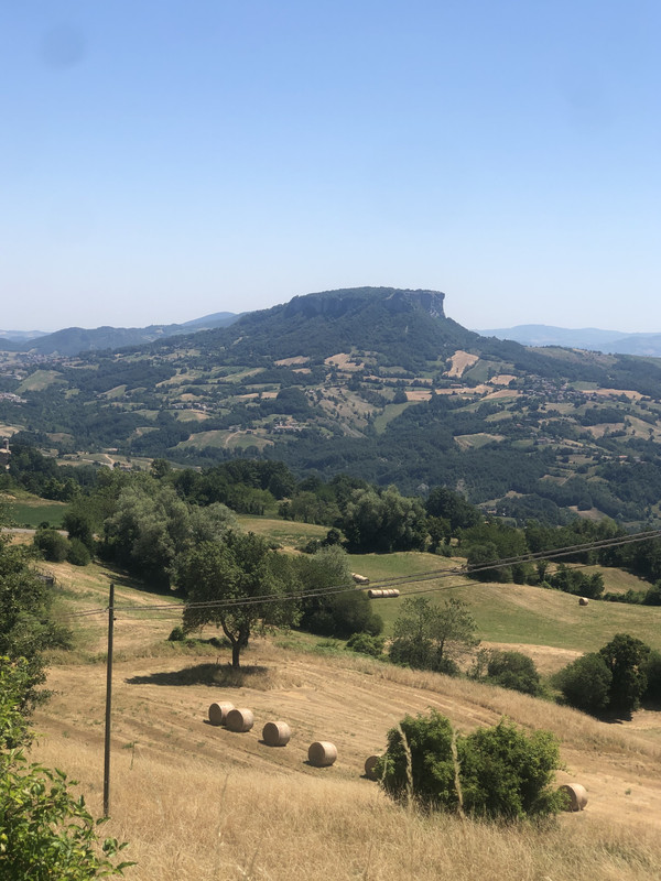 5D2690BA-839F-4435-B8C0-3B829A60CF8C