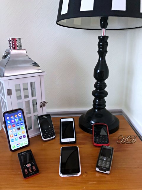 my-old-mobile-phones-HD.jpg