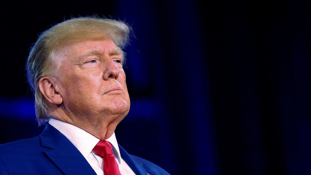 El FBI buscó documentos nucleares durante redada a casa de Donald Trump