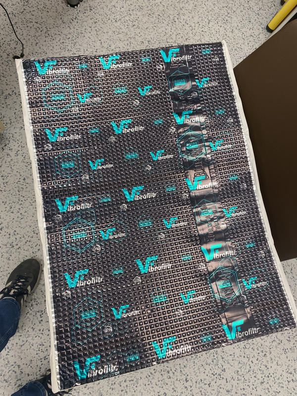 81EE36F8-56B4-4E92-91A5-F7ABEBE7FEC1