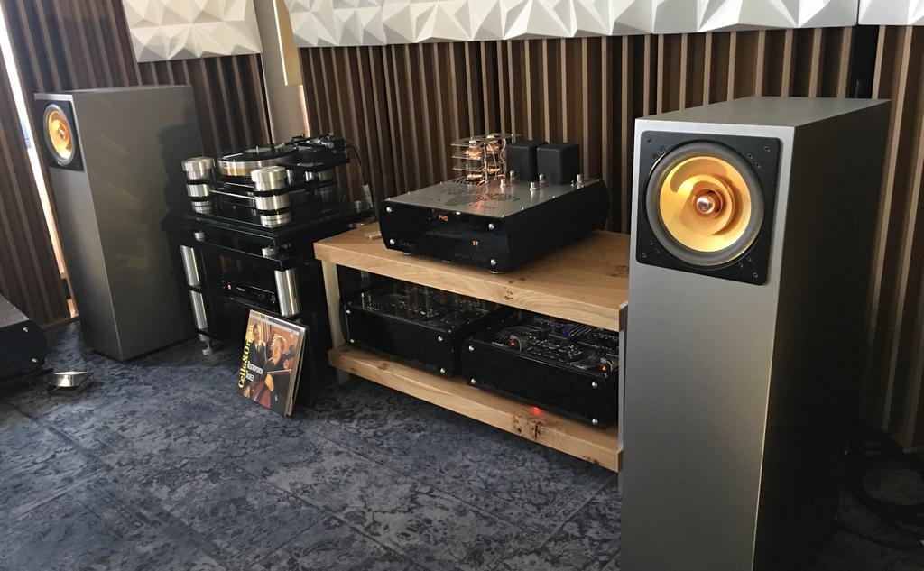 D1A0D5A9-28C6-4C94-A8E4-80AD8B1252FD