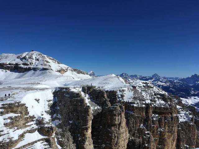 2DE76EBD-4866-4716-B889-5CBD14DB4DBA