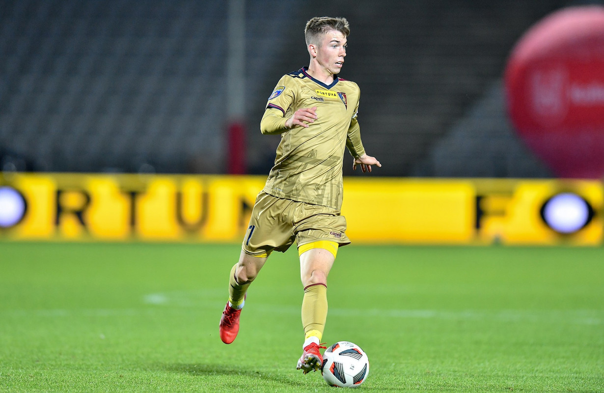 20210921PF_LS213_1920x1249_1920x1249