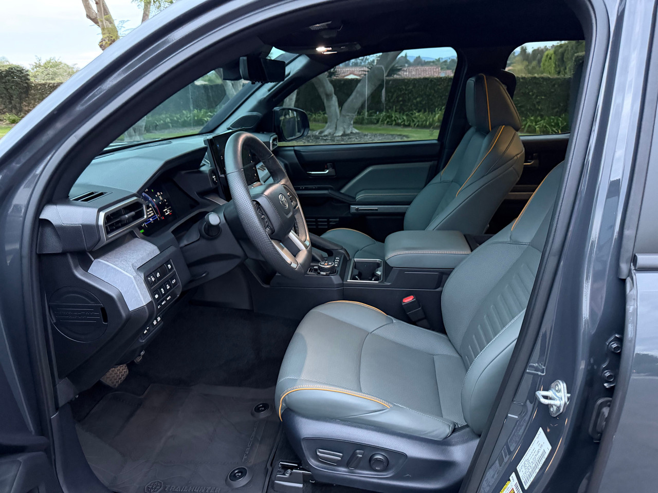 Vehicle thumbnail 19