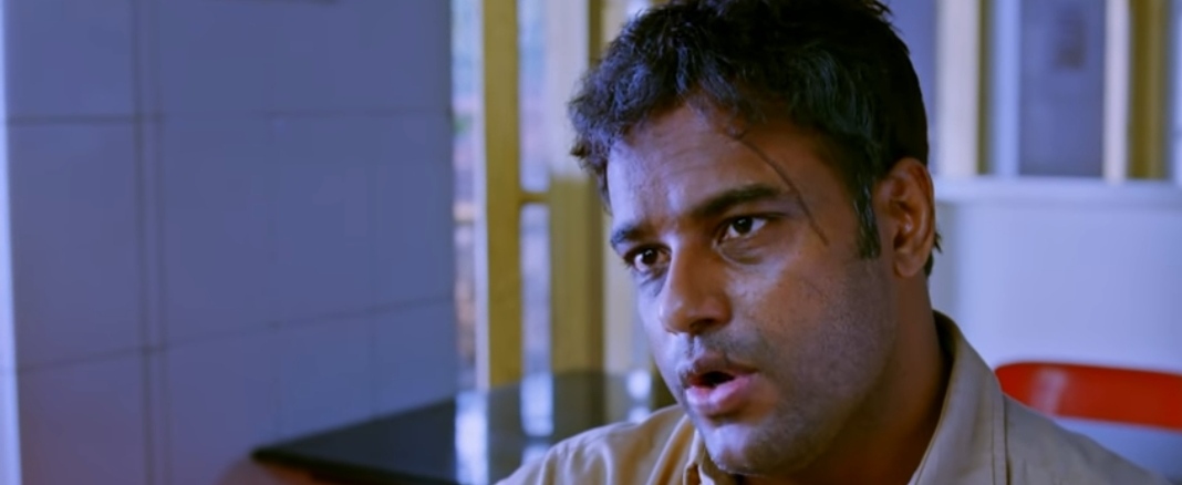 Left Right Left Movie Screenshot