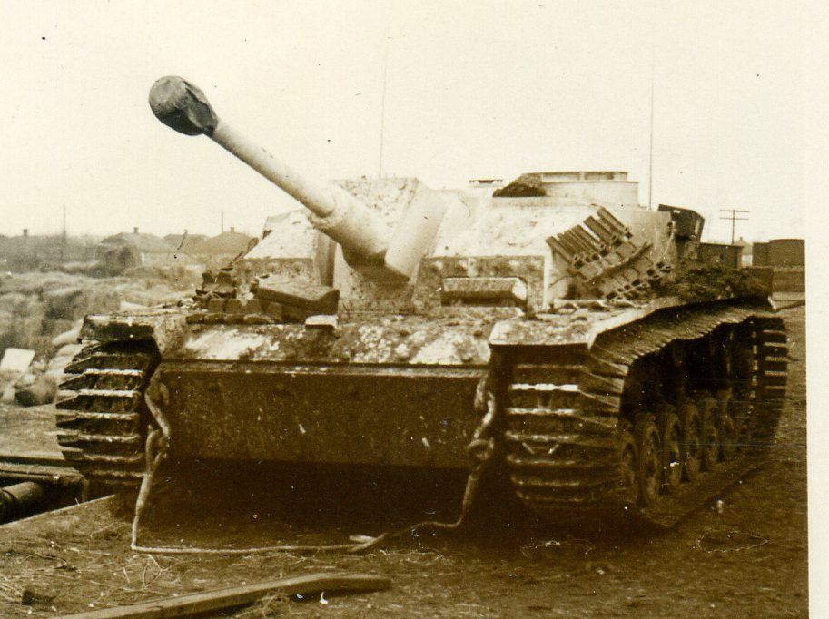 Foto deut. Panzer Sturmgeschütz STUG III Langroh