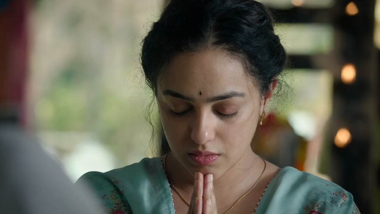 Kumari Srimathi (2023) Season 1 [Hindi + Tamil + Telugu + Malayalam] WebRip 480p, 720p ESub - Complete Screenshot