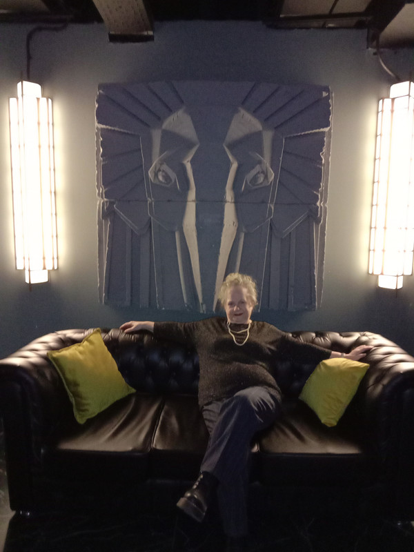 Яровит Холл 4