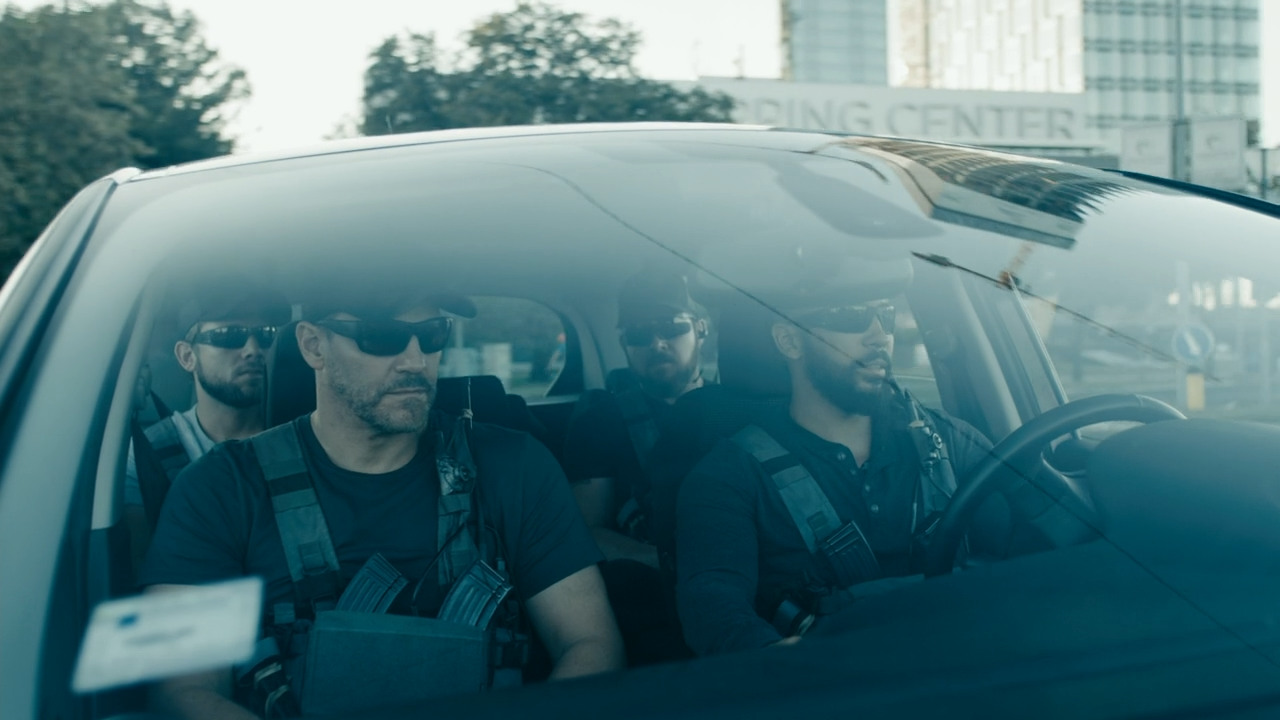 SEAL.Team.S03E01.Benvenuti.al.rifugio.ITA.720p.AMZN.WEB-DLMux.H.264-MeM.mkv_snapshot_26.43_[2020.12.