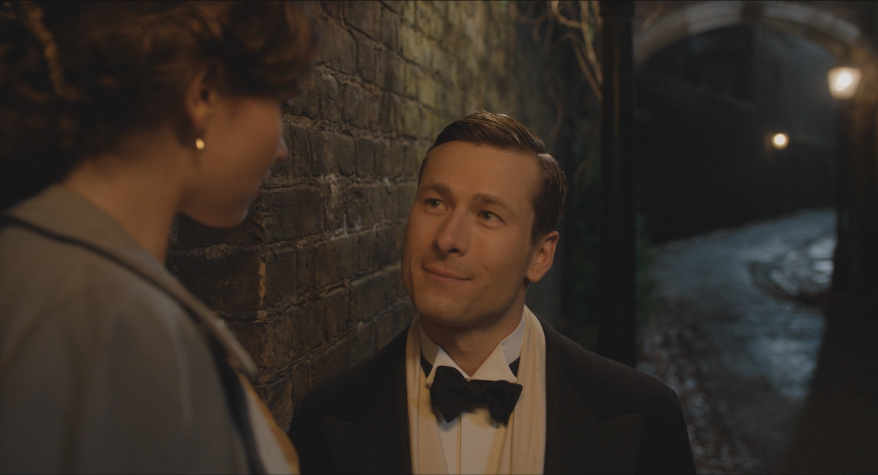 The.Guernsey.Literary.and.Potato.Peel.Pie.Society.2018.ITA.AC3.E