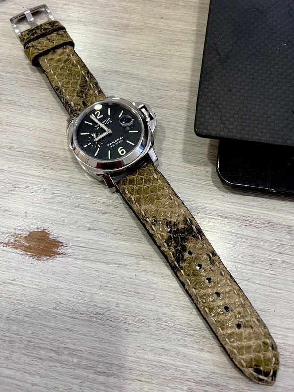 8D3E9325-E148-4841-8E50-1F6594FF5161