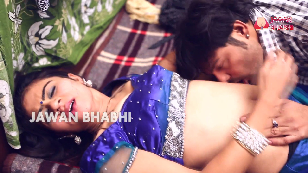 Garam Bhabhi Ki Bra Utari Tailor Ne.mp4_snapshot_05.15_[2021.09.25_15.52.40]