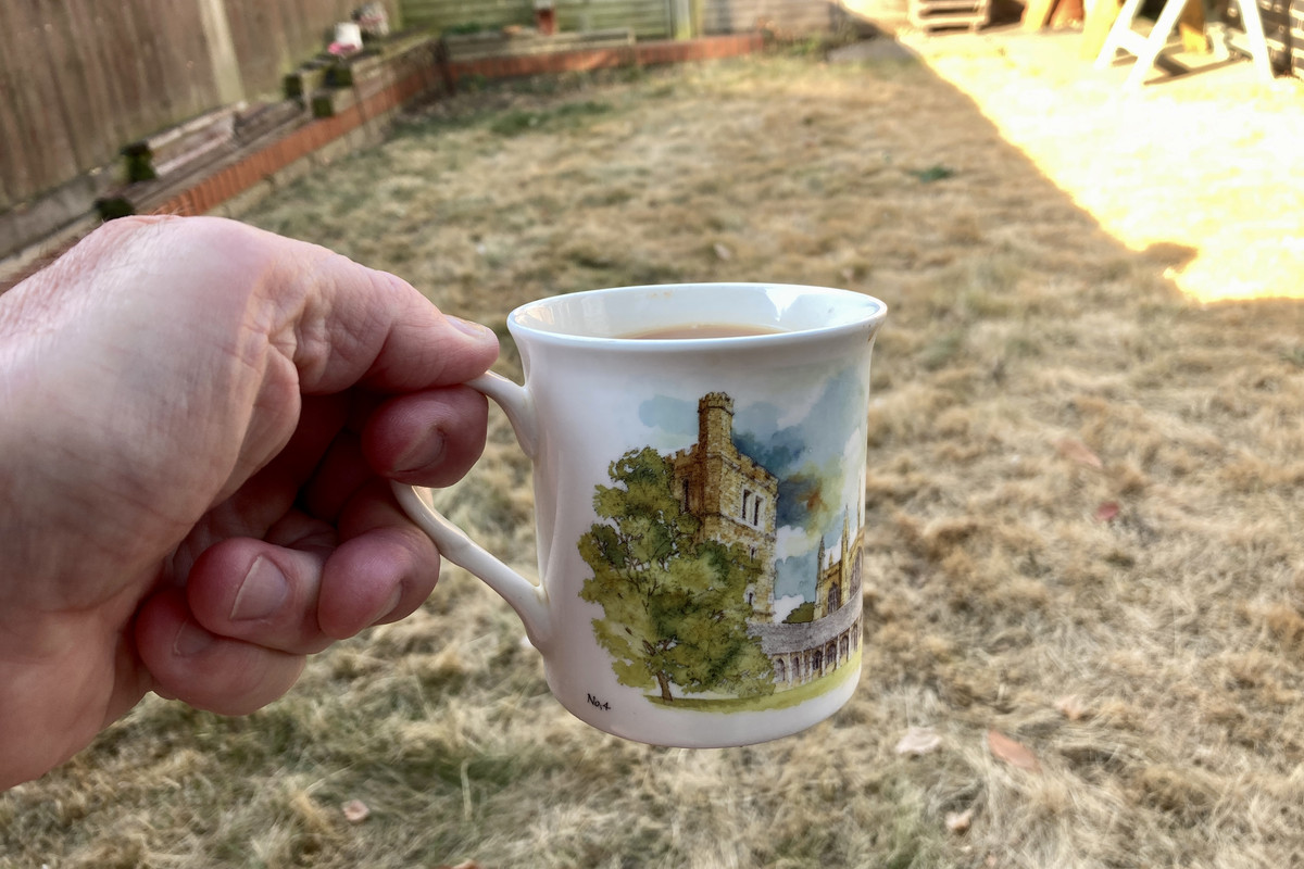 E71F7180-2F3B-4F65-B1EE-AC93F57BADA3