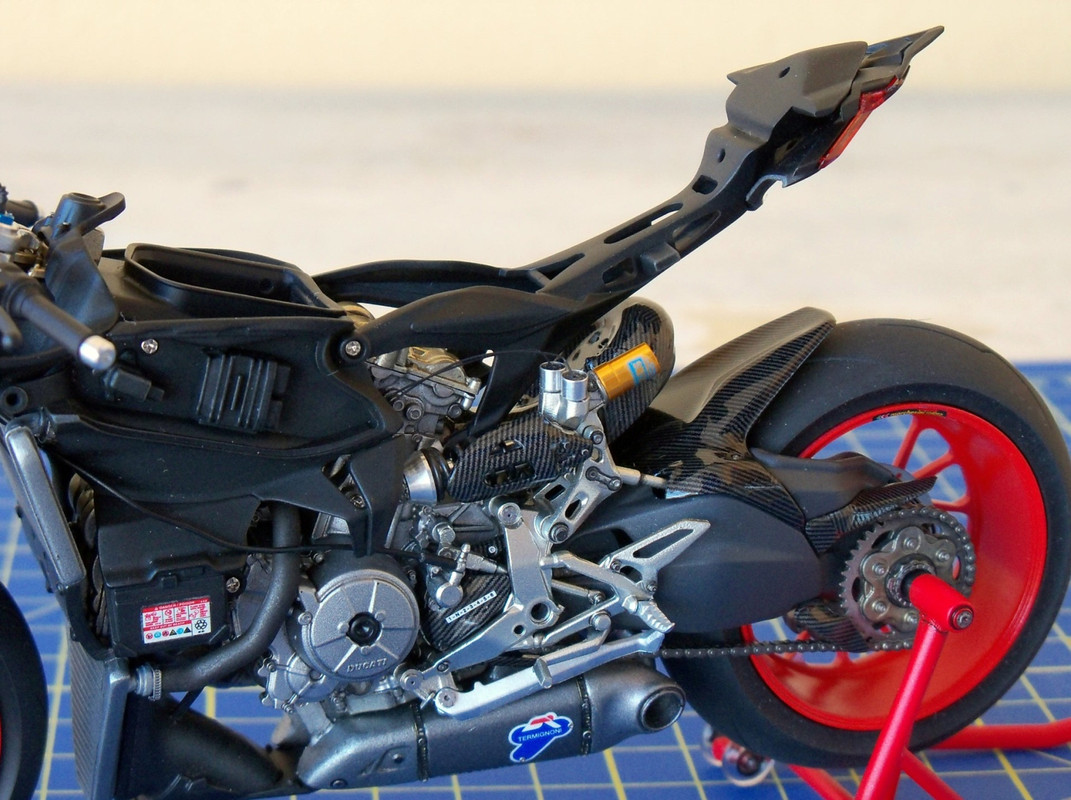 Panigale_128