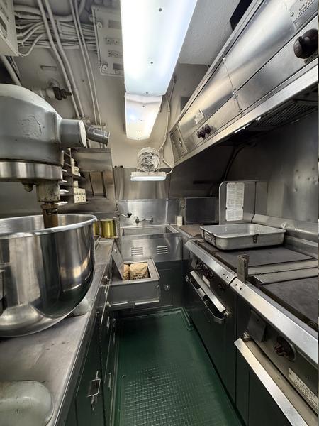 70-galley-03.jpg
