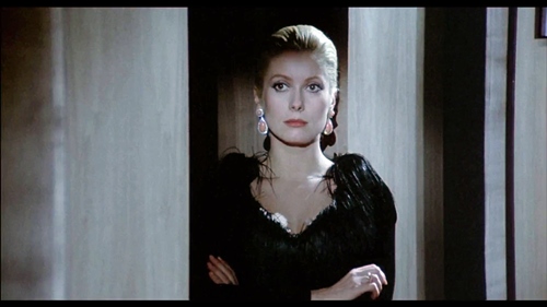 Un.Flic.1972.(Jean.Pierre.Melville-Crime).1080p.BRRip.x264-Classics