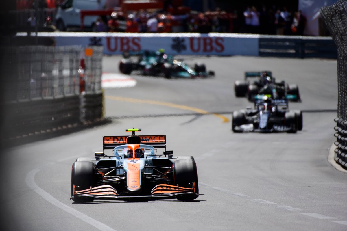 lando-norris-mclaren-mcl35m-1 (3)