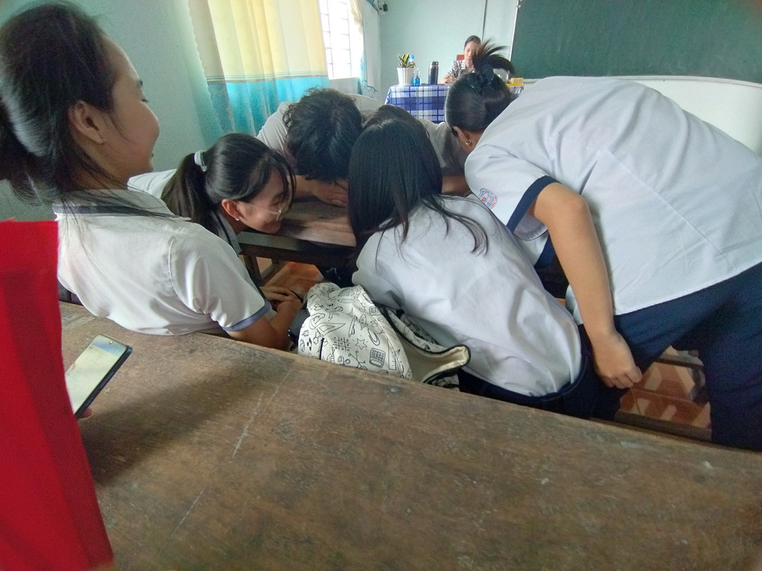 Hoạt động 8