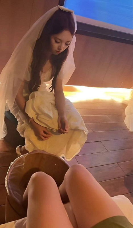 1抖音反差婊新娘足疗技师211号莉莉安被大神爆出视频 (2)