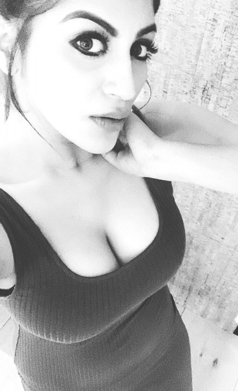 61-C2-A672-722-B-465-A-93-C0-575-FFF9-BE