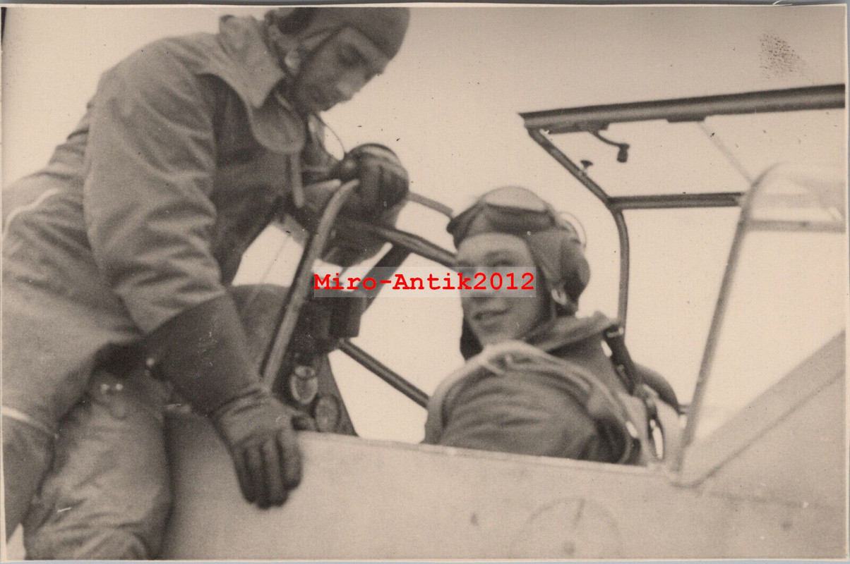 Foto aus Nachlass Pilot Hans Tilly, Jagdfliegerschule Werneuchen Me 109 (N)50834