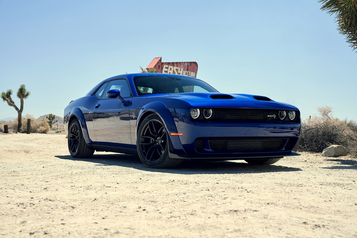 2019-Dodge-Challenger-SRT-Hellcat-V4-2000.jpg