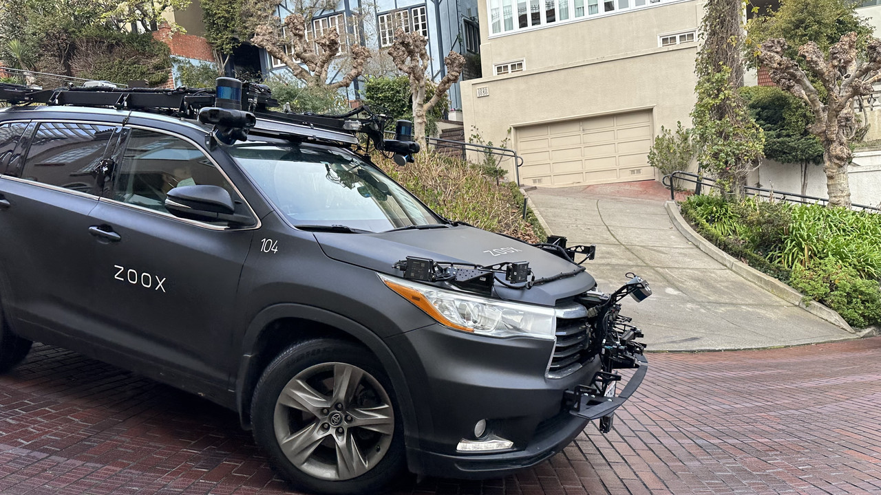 36C98F86-16DA-41D3-98D1-494387513A6D